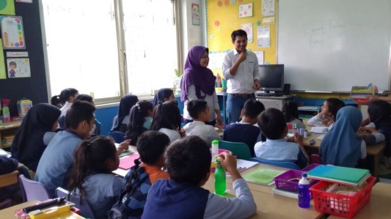 Peran SD GAMALIEL PALU dalam Meningkatkan Prestasi Pendidikan di Kota Palu